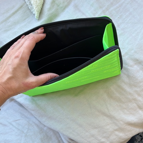 Balenciaga Zip Bag - Picture 7 of 8